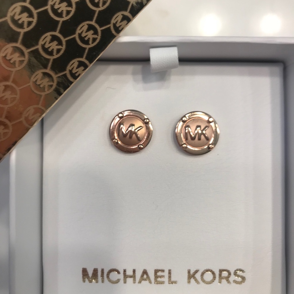 NWOT Logo Michael Kors studs